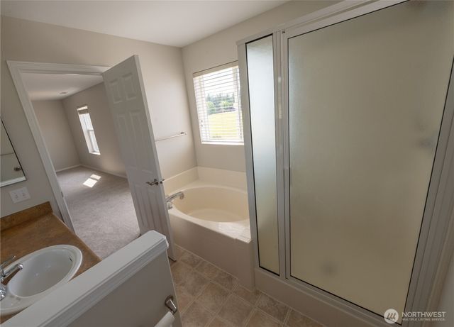 18634 94th Avenue Ct E, Puyallup, WA 98375