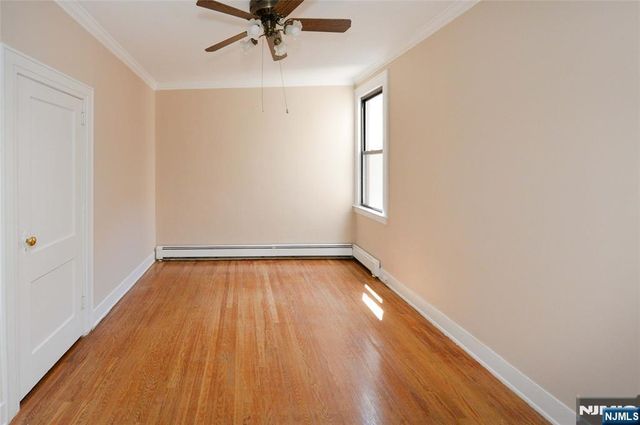 38 River Edge Road 40B, River Edge, NJ 07661