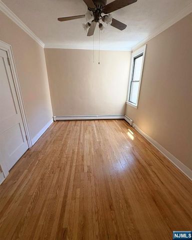 38 River Edge Road 40B, River Edge, NJ 07661
