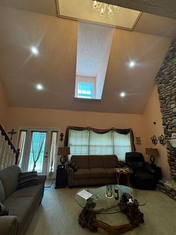 997 Sycamore, Overton, TX 75684