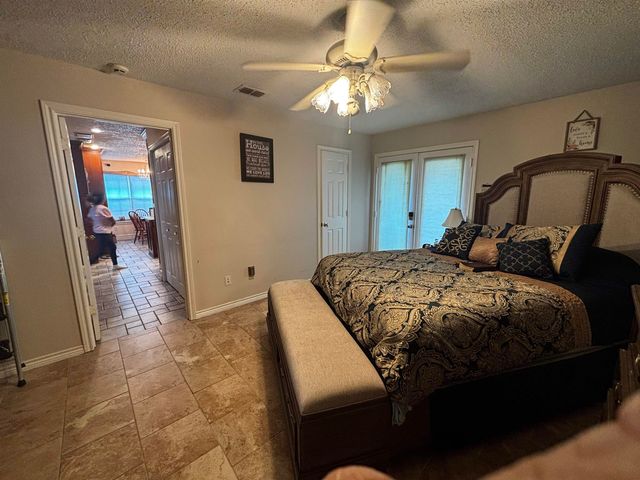 997 Sycamore, Overton, TX 75684