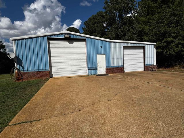 997 Sycamore, Overton, TX 75684