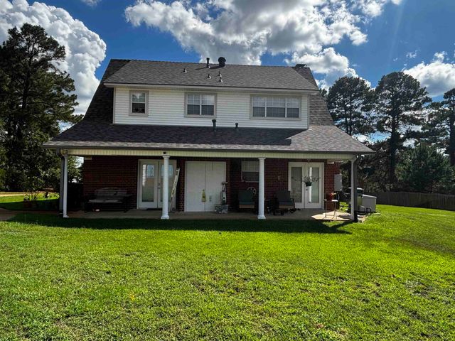 997 Sycamore, Overton, TX 75684