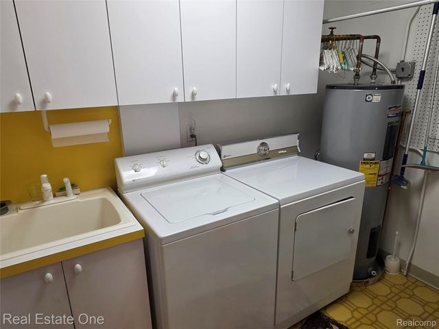 31935 W 14 Mile Road 120, Farmington Hills, MI 48334