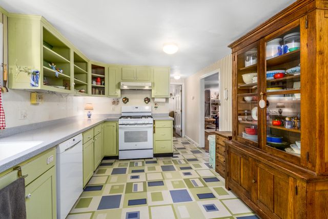 168 Ninigret Avenue, Mashpee, MA 02649