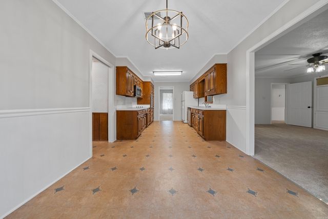 10 Ivy Cir, Arkadelphia, AR 71923