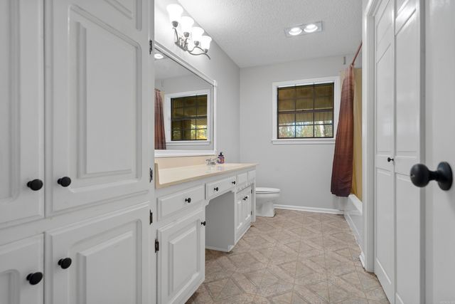 10 Ivy Cir, Arkadelphia, AR 71923