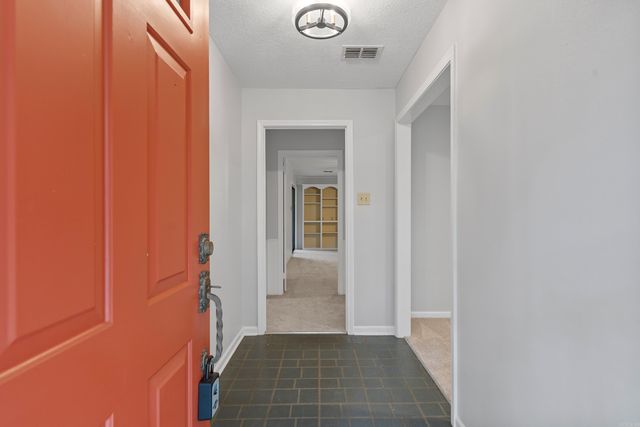 10 Ivy Cir, Arkadelphia, AR 71923