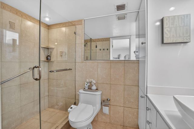 1050 Hillsboro Mile Hillsboro Mile 602w, Hillsboro Beach, FL 33062