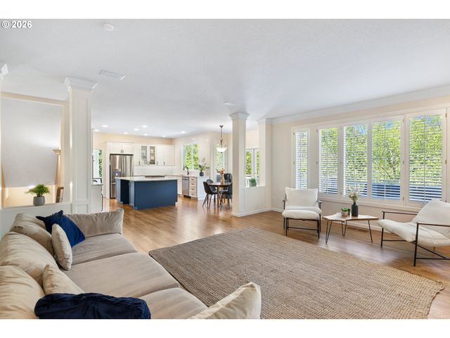 8407 Nw HAWKINS Blvd, Portland, OR 97229