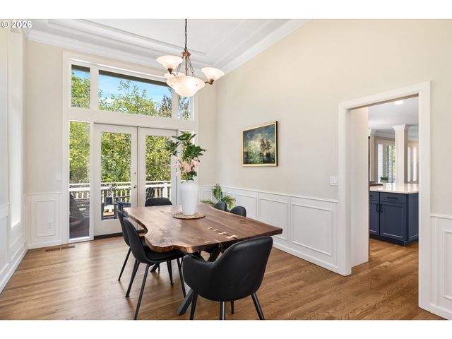 8407 Nw HAWKINS Blvd, Portland, OR 97229