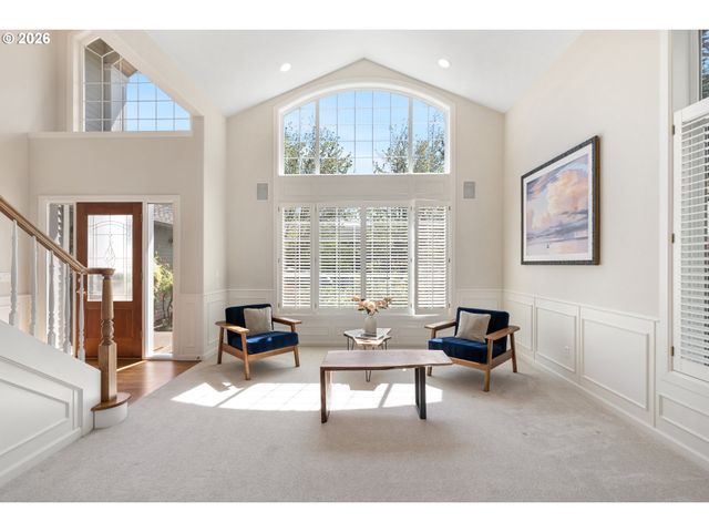 8407 Nw HAWKINS Blvd, Portland, OR 97229