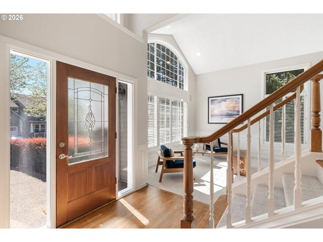 8407 Nw HAWKINS Blvd, Portland, OR 97229