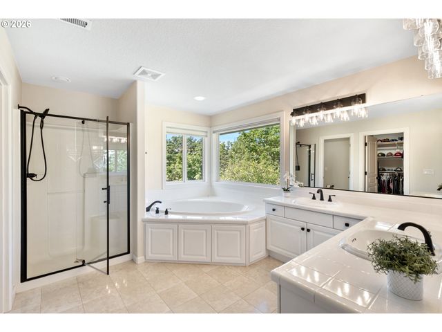 8407 Nw HAWKINS Blvd, Portland, OR 97229