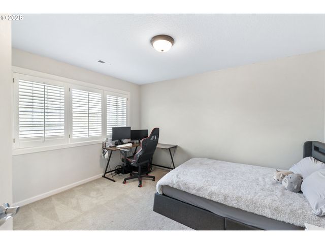 8407 Nw HAWKINS Blvd, Portland, OR 97229