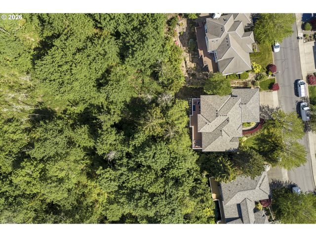 8407 Nw HAWKINS Blvd, Portland, OR 97229