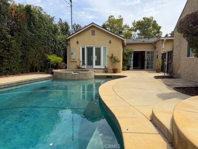 615 S Sparks, Burbank, CA 91506