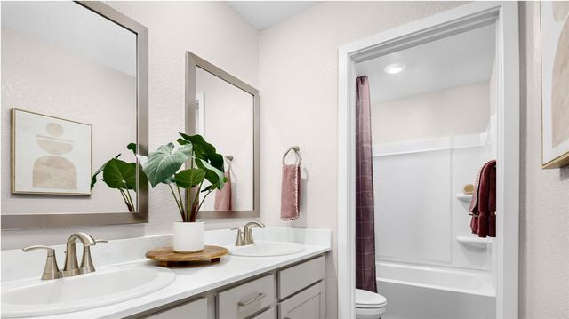 2922 Porcelain St, Lincoln, CA 95648