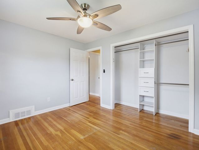 73 Pawtucket Dr, Lowell, MA 01854