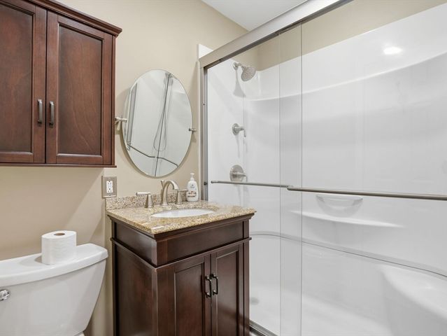 73 Pawtucket Dr, Lowell, MA 01854