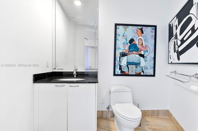 15901 Collins Ave 904, Sunny Isles Beach, FL 33160