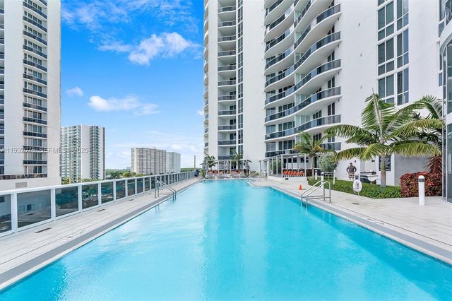 15901 Collins Ave 904, Sunny Isles Beach, FL 33160