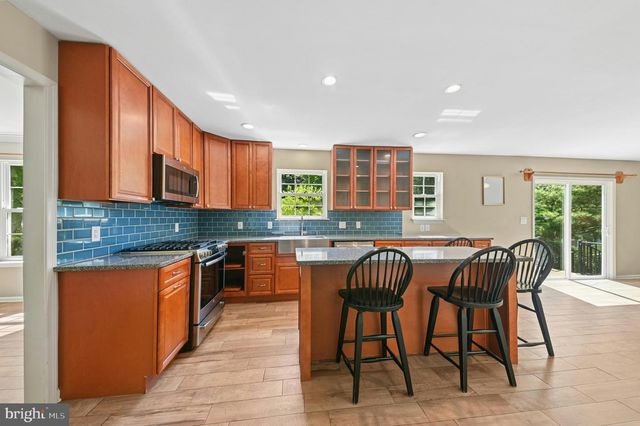 3609 OLD PHILADELPHIA PIKE, Bethlehem, PA 18015
