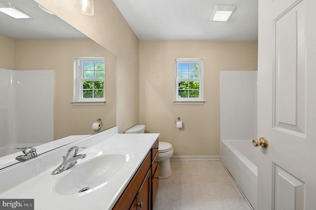 3609 OLD PHILADELPHIA PIKE, Bethlehem, PA 18015