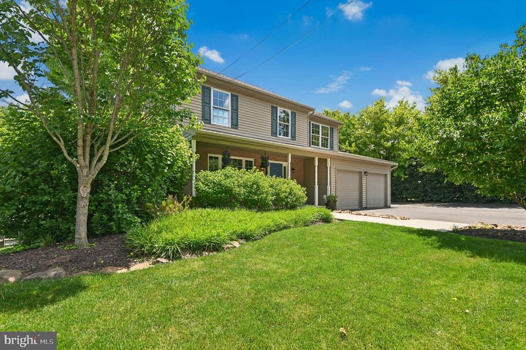 3609 OLD PHILADELPHIA PIKE, Bethlehem, PA 18015