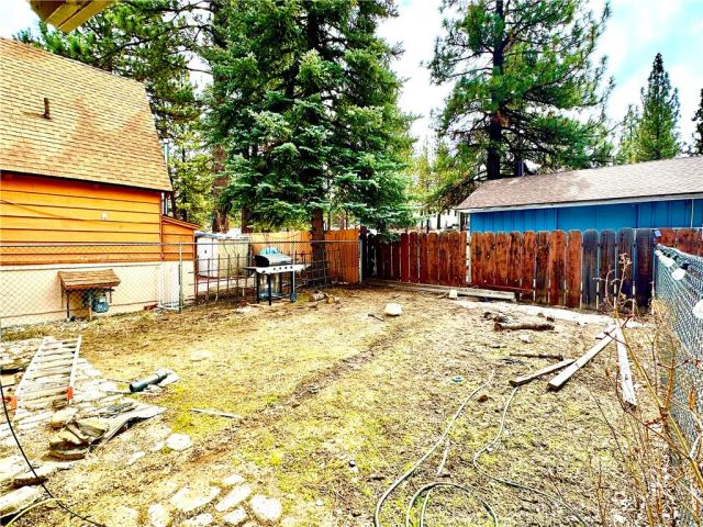 924 W Aeroplane, Big Bear City, CA 92314