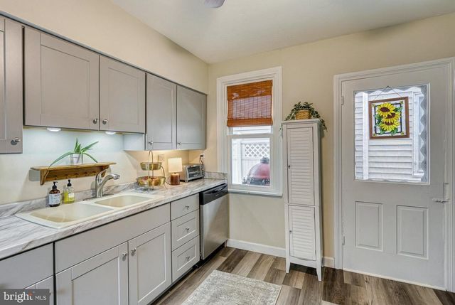 417 S HIGH ST, Mechanicsburg, PA 17055