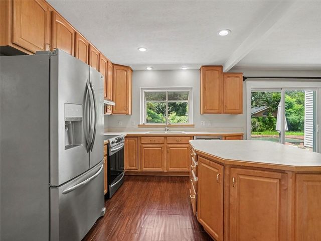 520 LAUREL LANE, Lakeland, FL 33813