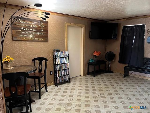 351 County Road 207, Burnet, TX 78611