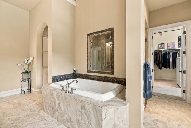 4908 Arbol Court, Benbrook, TX 76126
