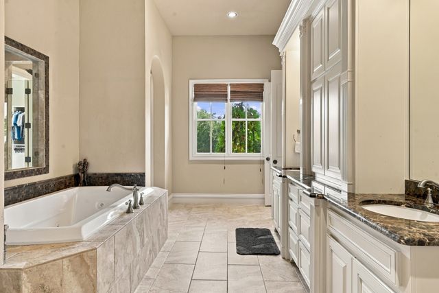4908 Arbol Court, Benbrook, TX 76126