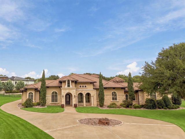 4908 Arbol Court, Benbrook, TX 76126