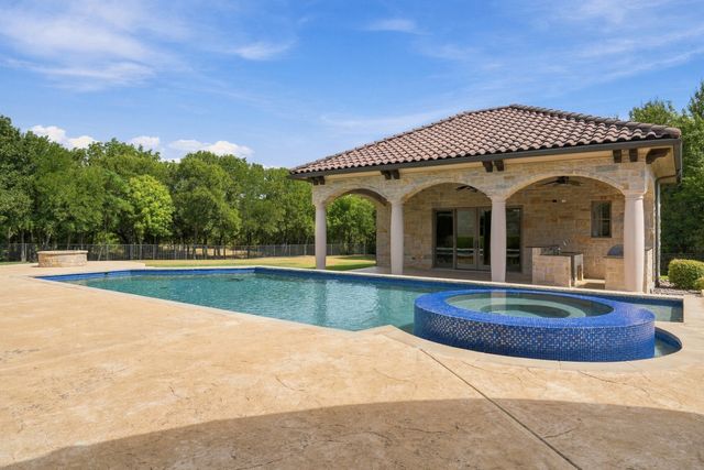 4908 Arbol Court, Benbrook, TX 76126