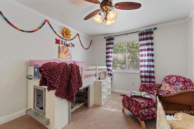 6190 N Drake Way, Garden City, ID 83714