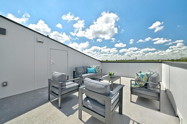 3406 E 17th ST 5, Austin, TX 78721