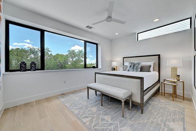 3406 E 17th ST 5, Austin, TX 78721