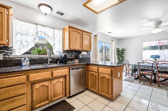 717 E Spring Lane, Lemoore, CA 93245