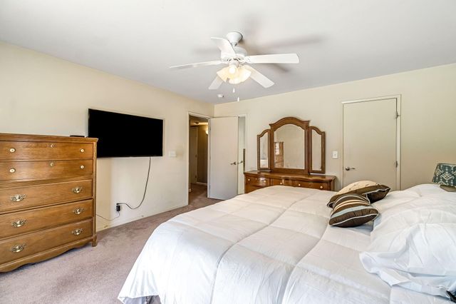 717 E Spring Lane, Lemoore, CA 93245