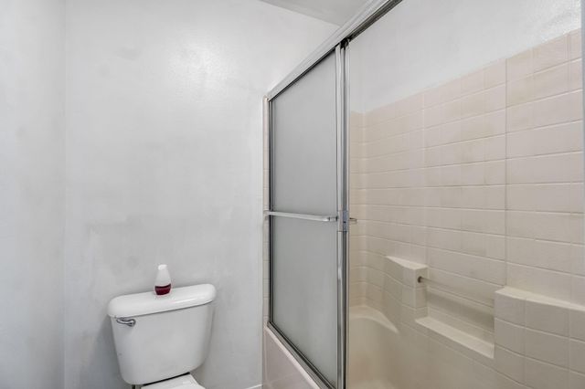 717 E Spring Lane, Lemoore, CA 93245