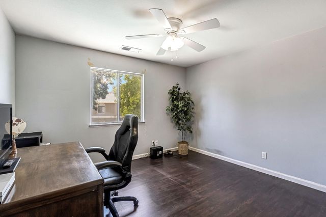717 E Spring Lane, Lemoore, CA 93245