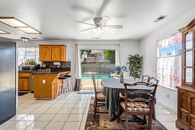 717 E Spring Lane, Lemoore, CA 93245
