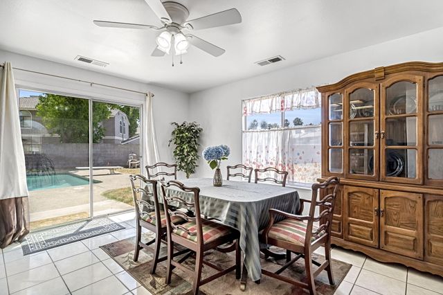 717 E Spring Lane, Lemoore, CA 93245