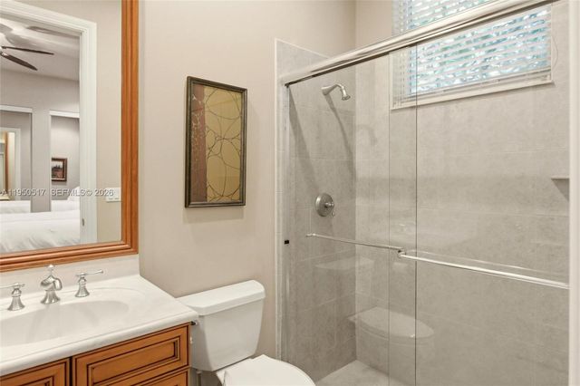 3250 W Stonebrook Cir, Davie, FL 33330