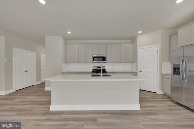 1224 MORRIS ST, Ellendale, DE 19941