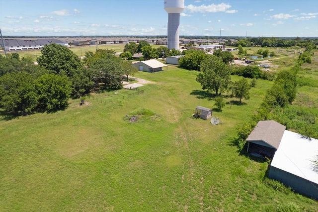 111 E Monte Carlo Boulevard, Princeton, TX 75407