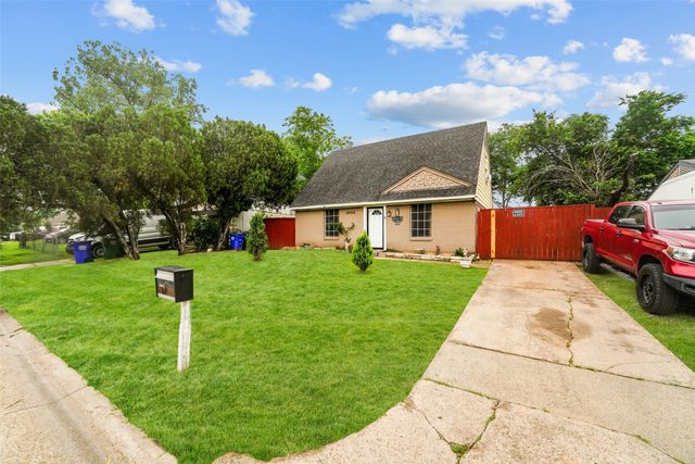 14004 Cimarron Drive, Balch Springs, TX 75180